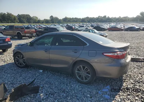 2015 Toyota Camry Le z USA, uszkodzony, nr VIN 4T1BF1FK2FU001928